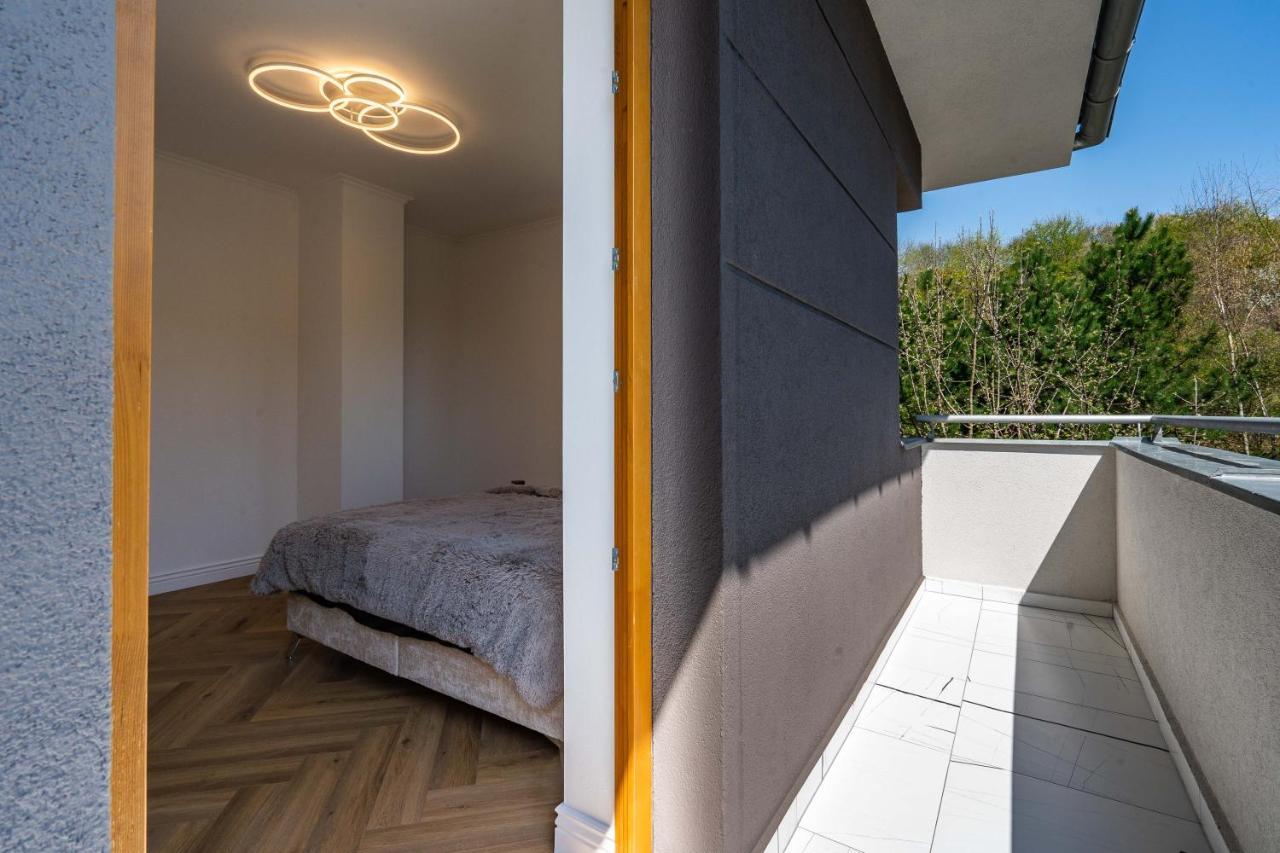 Serenity Prague Villa With Garden Jacuzzi Экстерьер фото